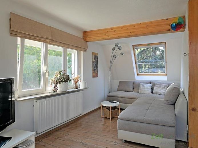 (EF0690_M) Dresden: Briesnitz, kleine preiswerte Maissonette-Wohnung in ruhiger Wohnlage, WLAN inkl., Service möglich – Foto 1