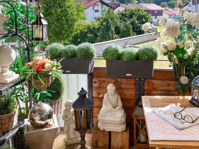 Kompakt wohnen mit Komfort - neuwertig, barrierefrei und mit schönem Ausblick – Foto 1
