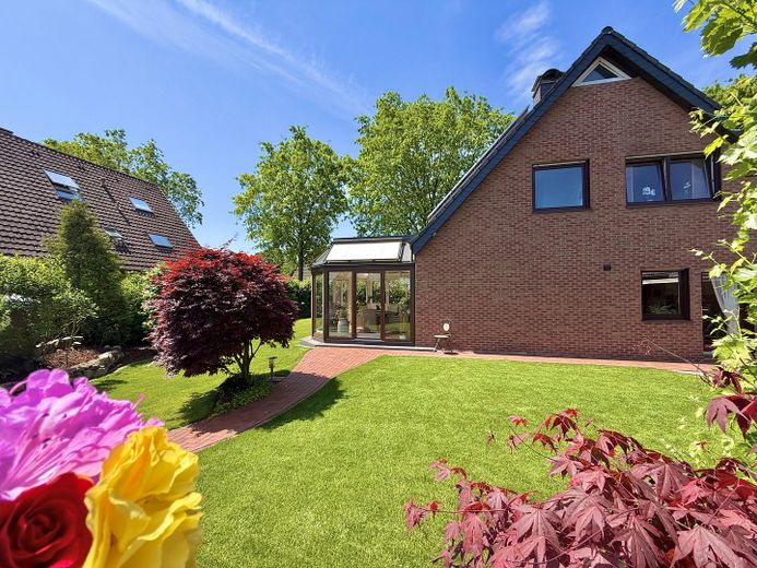 Familienglück in Gescher: Modernisiertes Einfamilienhaus in ruhiger Lage – Hausansicht