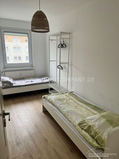 27510 HomeCompany Möbliert/Furnished  4-Zimmer Wohnung in Leipzig-Neukieritzsch mit Balkon max. 5 Personen – e0d7b9eea691e0efcbc11a6e479a51170d383325.jpg