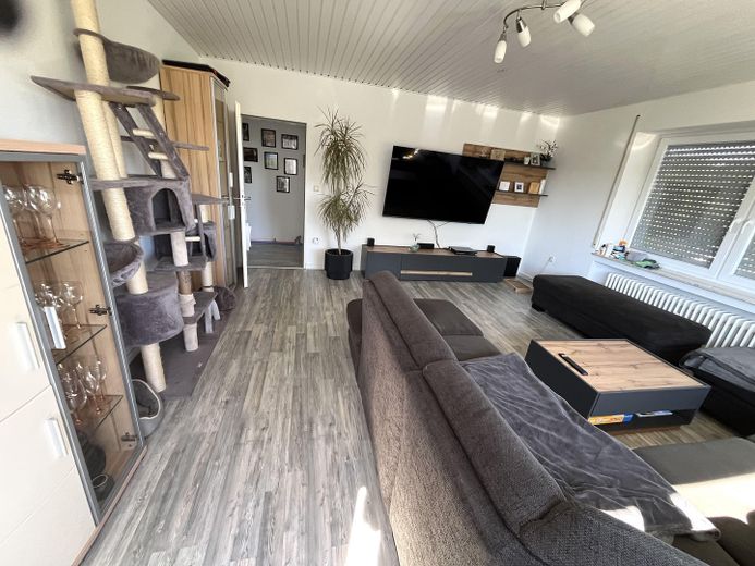 Appartement calme, lumineux et moderne de 3 à 4 pièces, avec cuisine et salle de bains, près de Dinkelscherben, avec jardin, garage, etc. – Photo 13