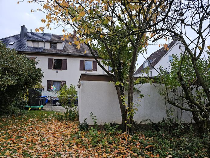 Haus Gartenansicht