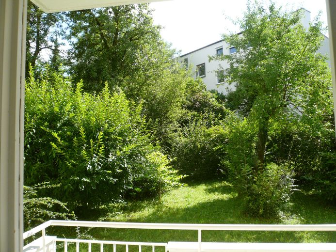 Charming 2-room apartment in Munich-Sendling-Westpark - commission-free – Blick von der Loggia
