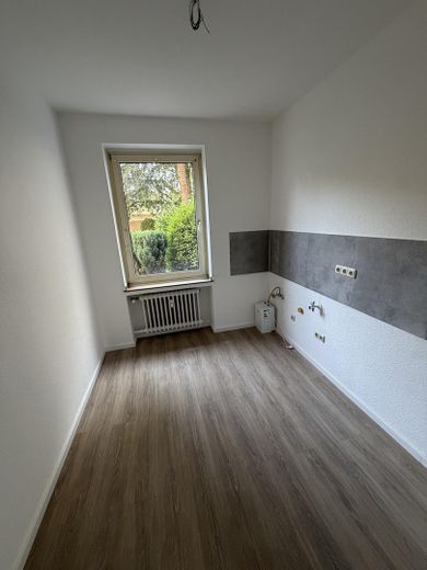 Frisch kernsanierte 2-Zimmer-Wohnung in Krefeld – moderne Ausstattung – Küche