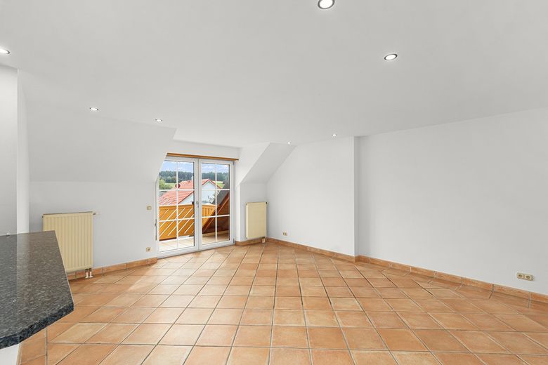 Stilvolle 4-Raum-Maisonette-Wohnung mit gehobener Innenausstattung – Foto 4