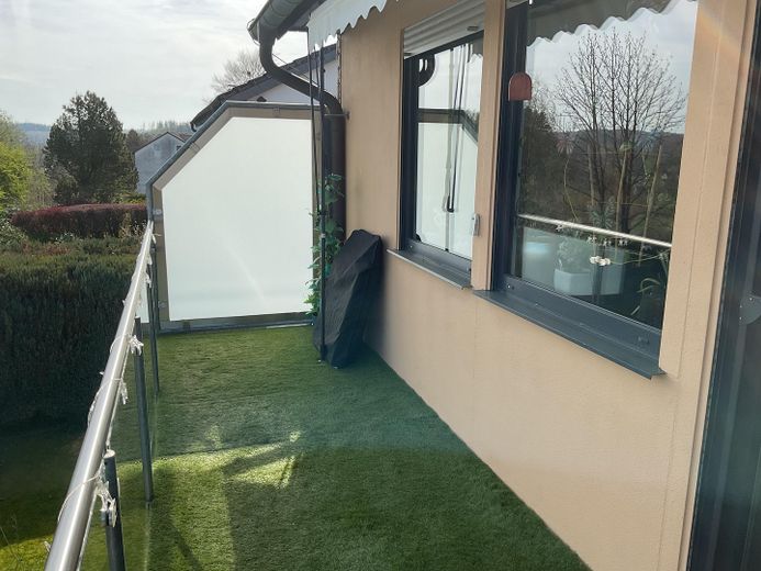 Gepflegtes Einfamilienhaus  mit Einliegerwohnung   . Stadtrand , Grenze zu Halver – Balkon