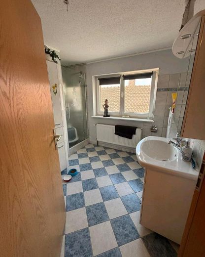 Ronshausen, casa unifamiliare + fabbricato accessorio – Foto 11