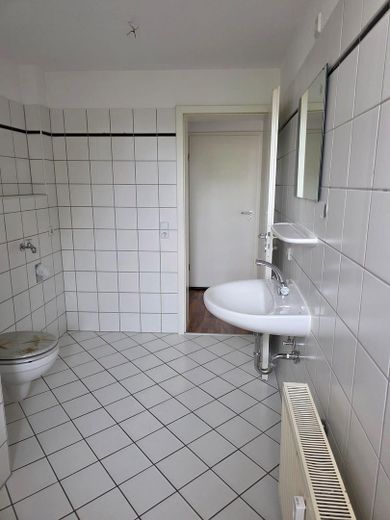 Bad 3. OG Wanne/Waschmaschine