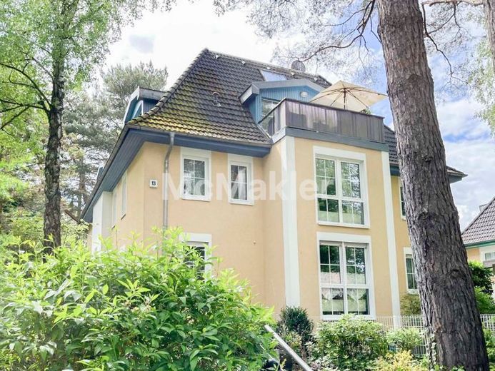 Traumhafte DG-Maisonette-Wohnung mit 2 Balkone – Foto 1