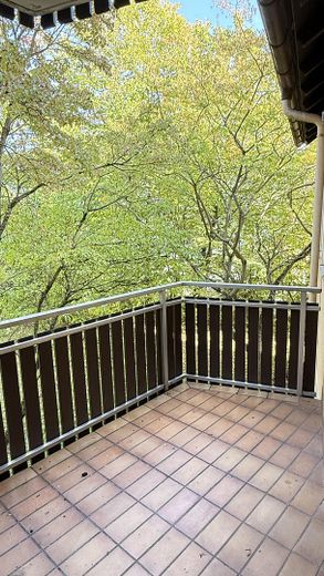 Beautiful 1-Room Apartment with Balcony and Parking Space, Furnished, for Rent in Lengfeld near the University Hospital – Photo 8
