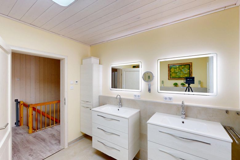 Badezimmer OG