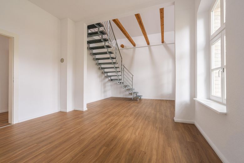 113 m² mieszkanie dwupoziomowe z galerią i dużym balkonem | Pierwsze zasiedlenie po remoncie – Zdjęcie 2