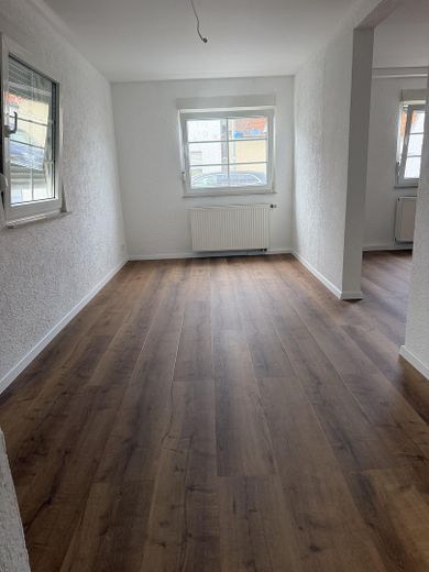 Vollständig renovierte Barrierefreie Wohnung – Foto 4