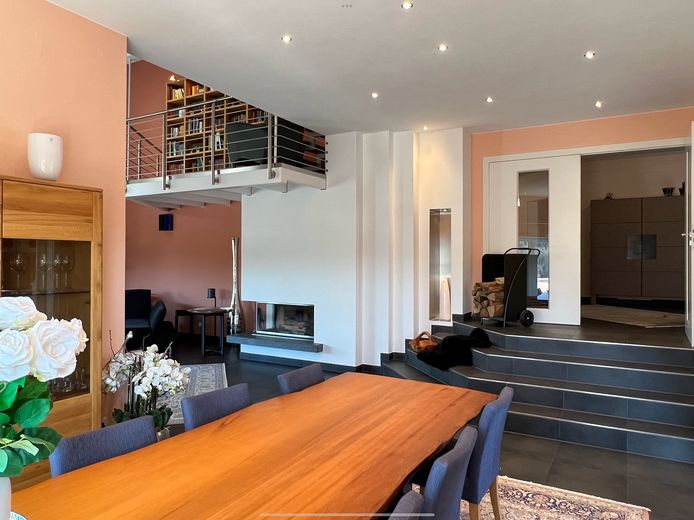 Villa in Südlage mit Weitblick - Provisionsfrei! – Esszimmer