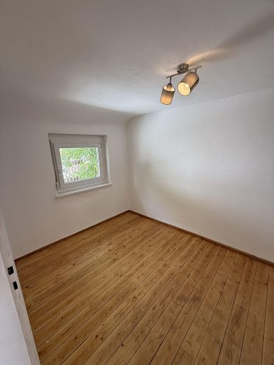 Kleines Häusle mit Charme und Weitblick – ruhig gelegen in Bopfingen-Schloßberg. – Schlafzimmer Foto 1