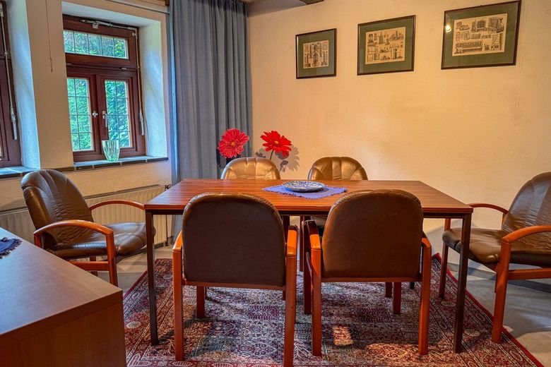 Wohnen im Denkmalschutz 6 Zimmer Reetdach Fachwerk Bauernhaus mit Gästehaus &amp; Scheune in Stuhr – Esszimmer