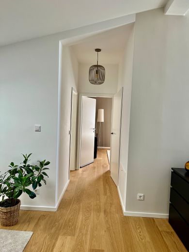 Casa d’architetto completamente ristrutturata a Mainz-Drais | 191 m2 | 7,80 m di larghezza della casa | 3 bagni | Pompa di calore – Blick Richtung Eltern