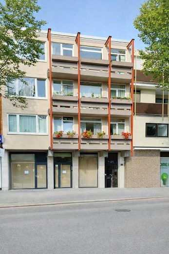 250 m² Einzelhandel – Ideal für Supermarkt, Gastronomie, Fitnessstudio oder Ähnliches – Außenansicht