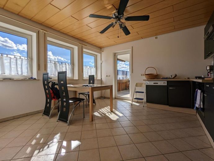 Freistehendes Ein-/Zweifamilienhaus, Lkr. Erding – Küche