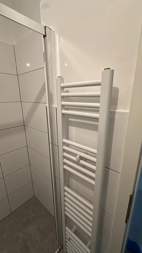Kernsanierte 2-Zimmer-Erdgeschosswohnung mit Gartennutzung & optionaler Garage – Foto 9