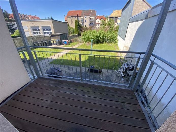 Pegau* świetne mieszkanie 1-pokojowe *balkon*otwarta kuchnia* kuchnia w zabudowie*łazienka z naturalnym światłem* balkon od strony podwórza – Foto 1