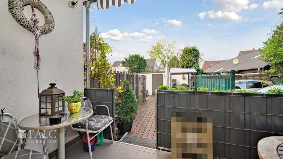 Investieren Sie in Ihre Zukunft! Attraktive Kapitalanlage in Oberhausen! - FALC Immobilien – Balkon mit Sonnenplateu