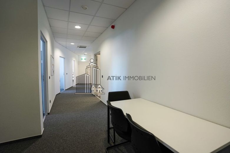 ATIK: Moderne Büro- und Praxisfläche im Gesundheits- und Ärztezentrum Lusanum - provisionsfrei – Innenansicht