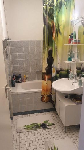 Innen-Bad mit Badewanne