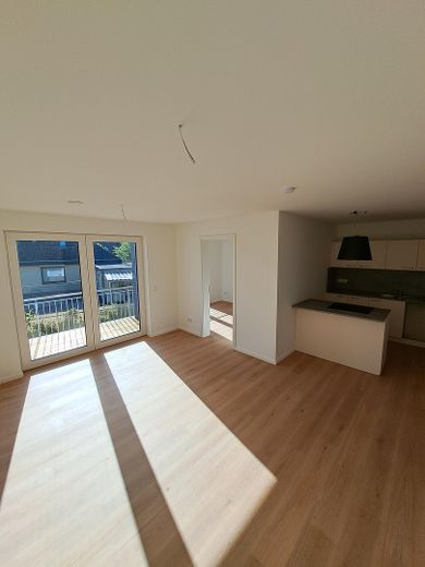 2-pokojowe mieszkanie w nowym budownictwie – Wohnzimmer-Essen-EBK