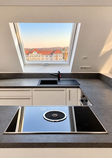 Ekskluzywne mieszkanie dwupoziomowe o wyjątkowej architekturze, wysokim standardzie i widokiem na zamek – Zdjęcie 9