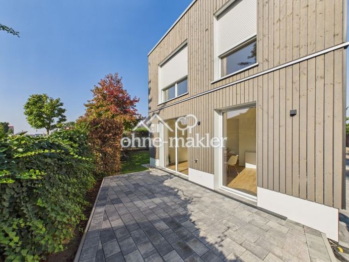 Come nuovo! Casa unifamiliare indipendente a Wesel-Lackhausen, ristrutturata con finiture di alta qualità – Foto 1