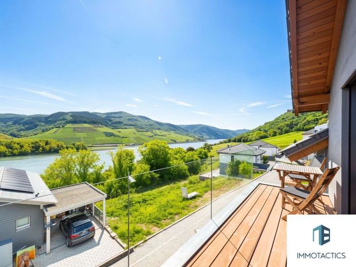 Luxuriöses KfW-55-Einfamilienhaus mit traumhaftem Design, Technik & Rhein-Nähe in Niederheimbach – Foto 1
