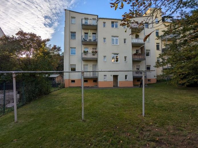 Kapitalanlage mit Weitblick: Vermietete Dachgeschoss-Maisonette mit Balkon – Fotoğraf 1