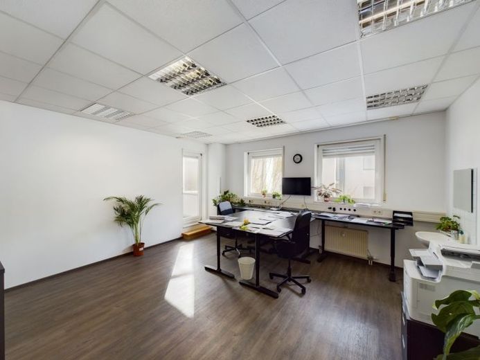 Espace de travail moderne et flexible au centre de Spire – Foto 1