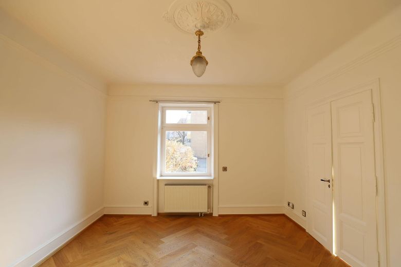JUGENDSTIL TRIFFT LUXUS | 118 m² | 4 ZIMMER | HOCHWERTIG SANIERT | EBK – फोटो 5