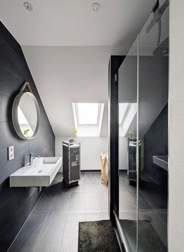 Wunderschöne Altbauwohnung in Fechenheim – Foto 12