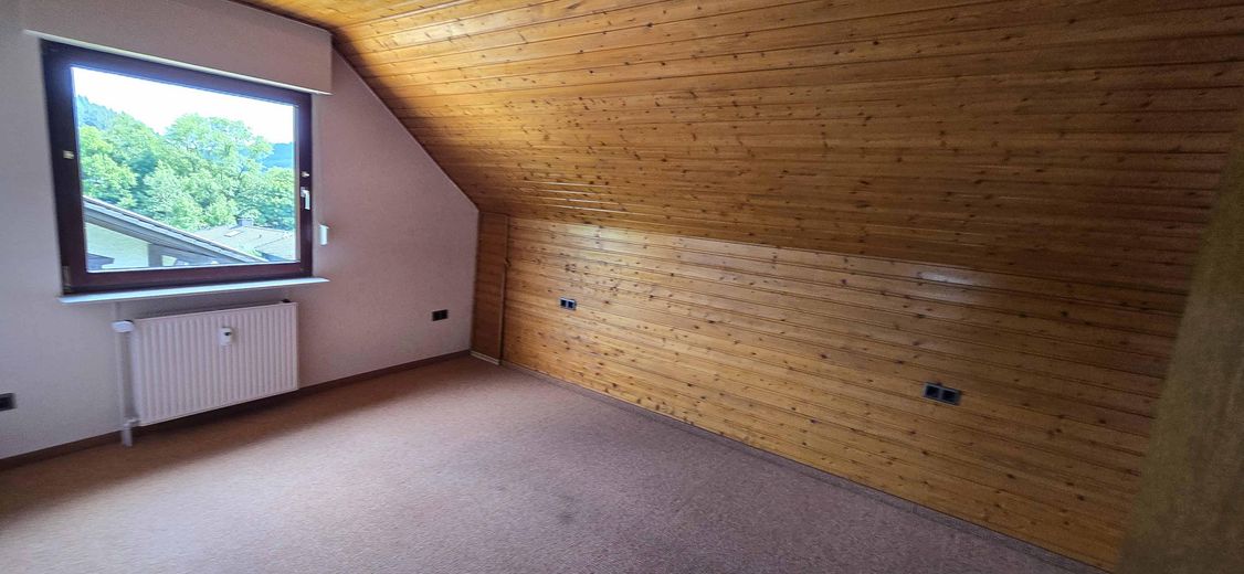 Wohnzimmer DG