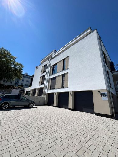 Abitare moderno in una nuova costruzione KfW-40 – disposizione open space e due camere da letto – Gebäude 