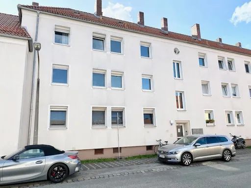 Stilvolles WG-Zimmer in hochwertig ausgestatteter Wohnung - Nürnberg | Schnorrstraße 7A – Außenansicht