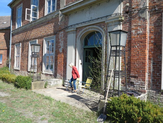 einzigartiges GUTSHAUS in halbrunder Bauweise Nähe Müritz – Foto 29