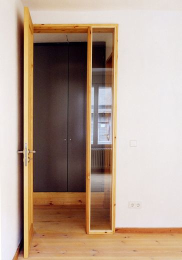 Attraktives Wohnen im Denkmalensemble – Innentür
