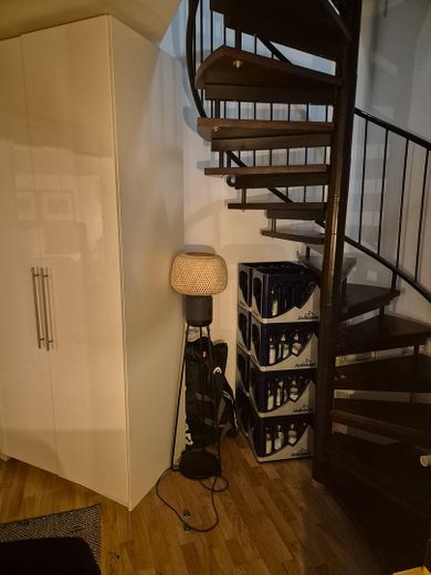 Charmante 3-Zimmer-Maisonette mit sonniger Terrasse – provisionsfrei in Ramersdorf-Perlach – Treppe