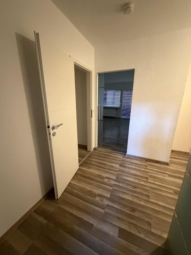 2-pokojowe mieszkanie przy granicy miasta Fürth/Nürnberg – Gang