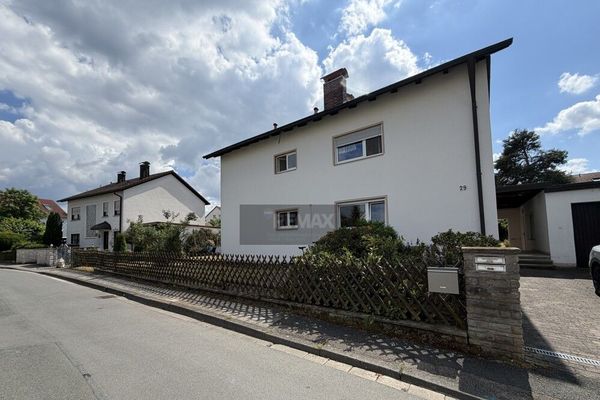 Mehrfamilienhaus in Erlangen-Alterlangen