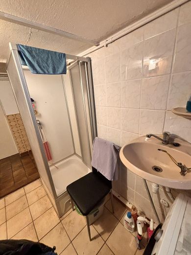 Duschmöglichkeit im Keller