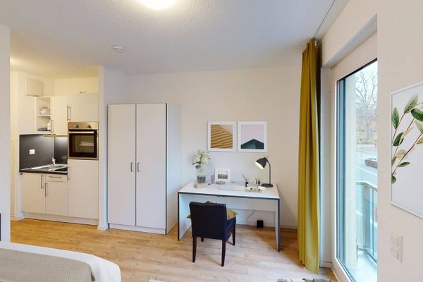 ** Modernes und vollmöbliertes 1-Zimmer-Apartment mit EINBAUKÜCHE, eigenem BALKON und gemeinschaftlicher DACHTERRASSE **