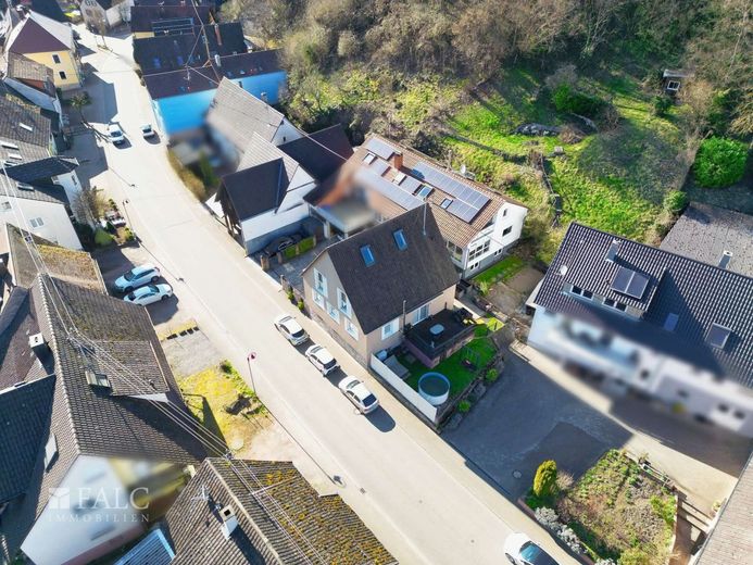 Viel Platz &amp; viele Möglichkeiten! Kernsaniertes Haus mit Ausbaureserve &amp; Top Energieeffizienz! – Luftbild