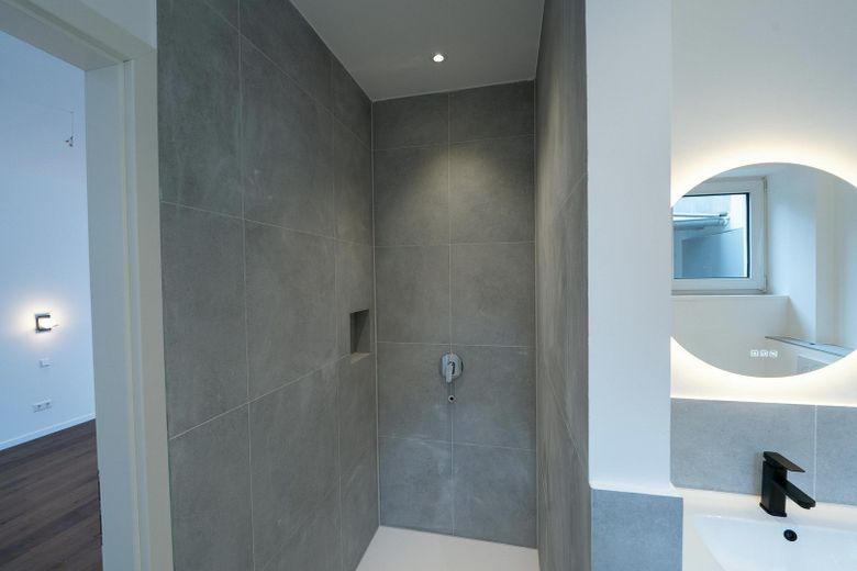en-suite Bad