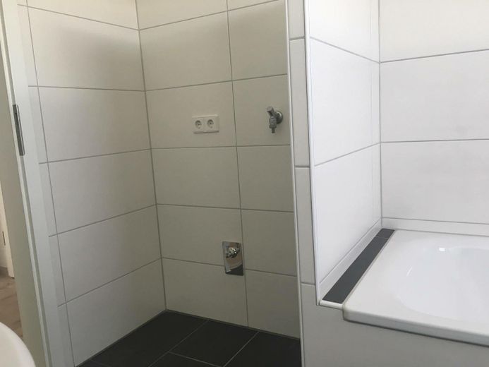 Bad, Platz für Waschmaschine