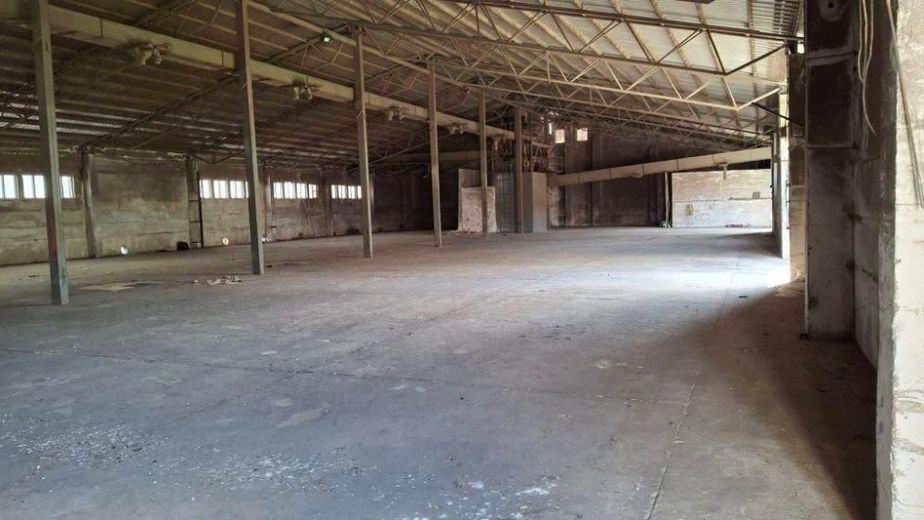 Gewerbegrundstück mit über 6.000 qm Hallenfläche zu verkaufen – Bild 5